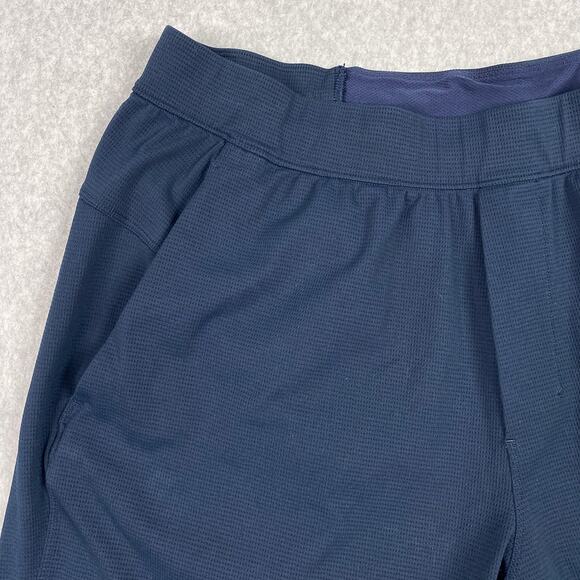 Lululemon Shorts Mens L Warp Lite Short 9" in True Navy - Picture 3 of 6